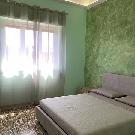 La Scoglieranera 公寓式酒店 Stazzo