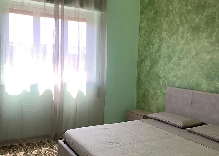 La Scoglieranera 公寓式酒店 Stazzo
